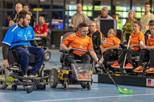 Oranje geeft Demo op Supportbeurs